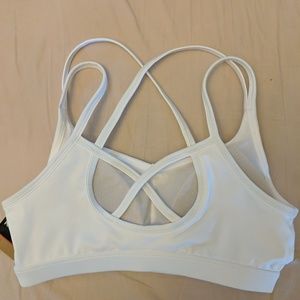 *NWT* Reebok TearDrop Back Bra